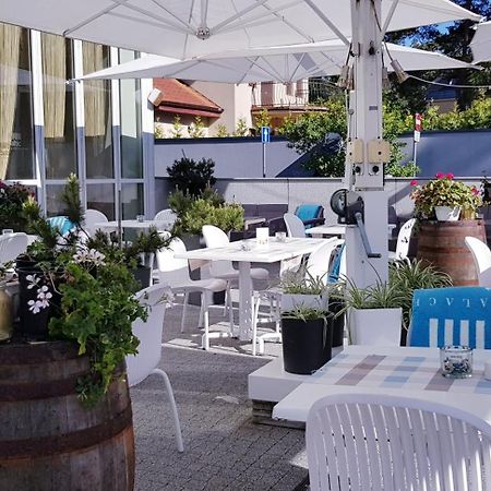 Baltic Palace Aparthotel Pobierowo Exterior photo